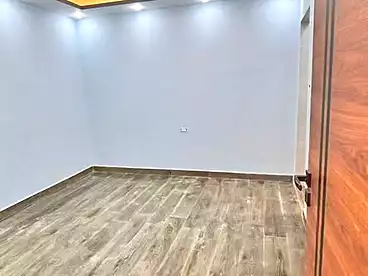 شقق للبيع - 3 غرف - بالدور 2