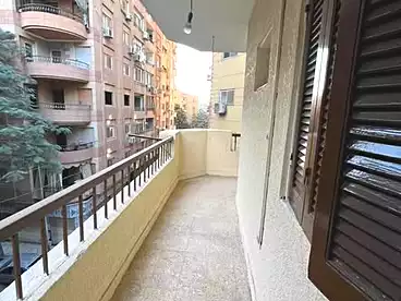 Apartments For rent - 3 rooms - floor 3
