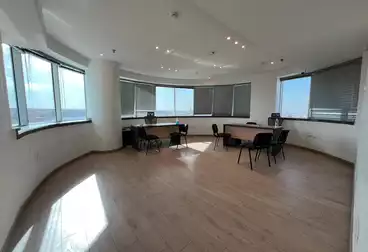 إداري للإيجار - 9 غرف - بالدور 6