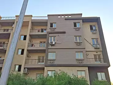 عقارات للبيع - 3 غرف - بالدور 4