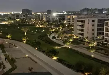 Apartments For sale - 4 rooms - floor 5