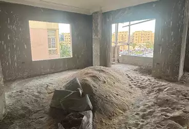 Apartments For sale - 3 rooms - floor 1