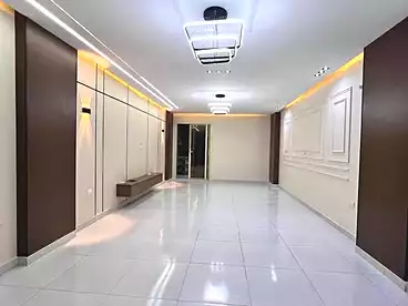 شقق للبيع - 3 غرف - بالدور 0