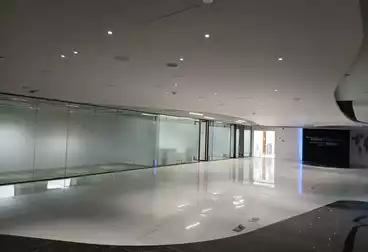 مكاتب للإيجار - 1 غرف - بالدور 6