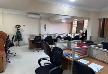 عقارات للبيع - 1 غرف - بالدور 1