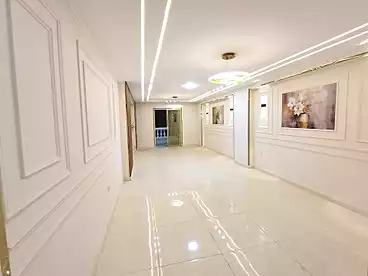 شقق للبيع - 3 غرف - بالدور 1