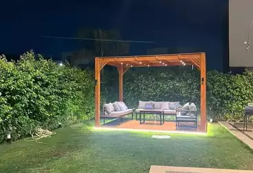 تاون هاوس للبيع - 4 غرف