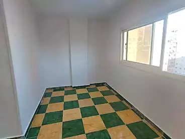 Apartments For sale - 3 rooms - floor 12