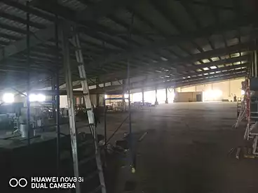 تجاري للإيجار