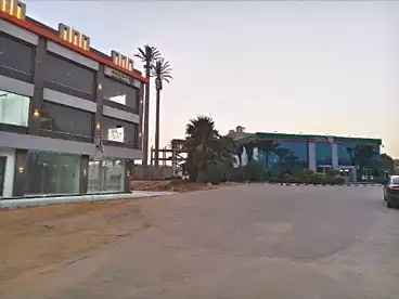Commercial For sale - floor 0