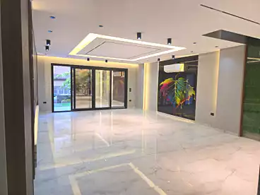 Apartments For sale - 3 rooms - floor 1