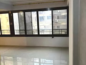 Apartments For rent - 3 rooms - floor 4