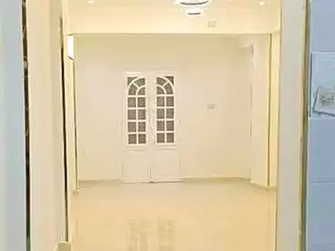 شقق للبيع - 2 غرف - بالدور 0