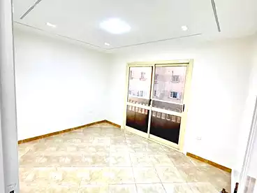 Apartments For sale - 2 rooms - floor 8
