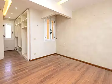 Apartments For sale - 2 rooms - floor 6