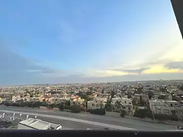 شقق للبيع - 2 غرف - بالدور 8
