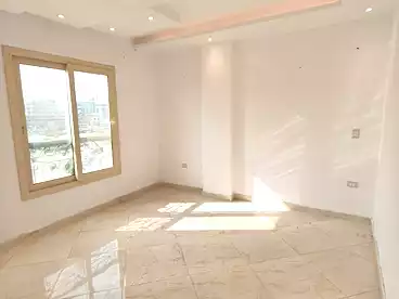 شقق للإيجار - 3 غرف - بالدور 1