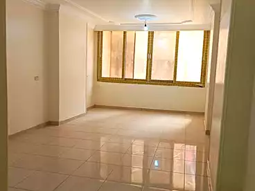 شقق للإيجار - 3 غرف - بالدور 1