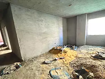 شقق للبيع - 3 غرف - بالدور 1