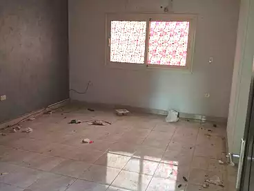 Apartments For rent - 3 rooms - floor 9