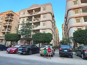 Apartments For sale - 2 rooms - floor 2