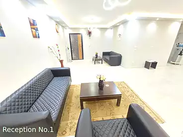 مكاتب للإيجار - 3 غرف - بالدور 1