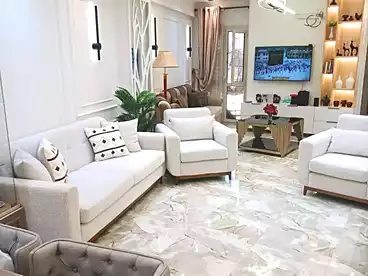 عقارات للبيع - 2 غرف - بالدور 8