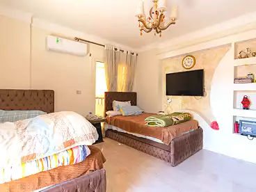 شقق مفروشة للبيع - 3 غرف - بالدور 8