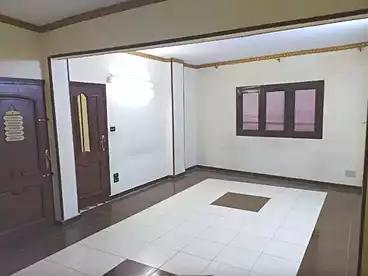 Apartments For sale - 2 rooms - floor 2