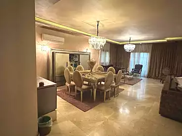 توين هاوس للبيع - 4 غرف