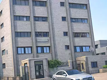 تجاري للبيع