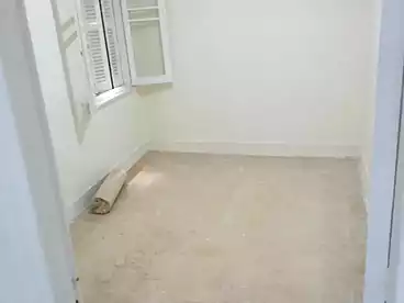 شقق للبيع - 3 غرف - بالدور 1