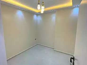 عقارات للبيع - 3 غرف - بالدور 0