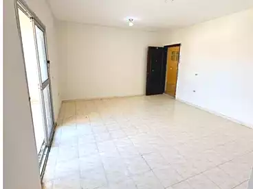 Apartments For sale - 3 rooms - floor 5