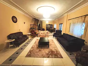 عقارات للبيع - 4 غرف - بالدور 1