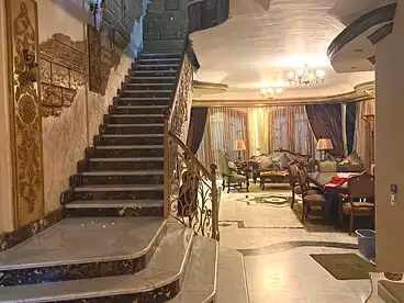 عقارات للبيع - 5 غرف