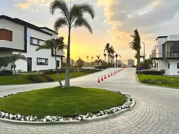 Apartments For sale - 4 rooms - floor 2