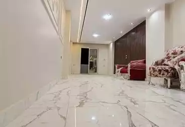 Apartments For sale - 3 rooms - floor 8