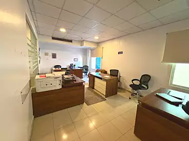 عقارات للإيجار - 1 غرف - بالدور 1
