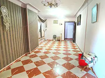 شقق للبيع - 3 غرف - بالدور 10