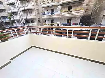 Apartments For sale - 2 rooms - floor 1