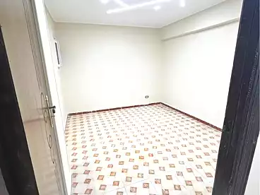 عقارات للبيع - 2 غرف - بالدور 5