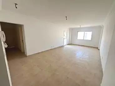 عقارات للبيع - 3 غرف - بالدور 1