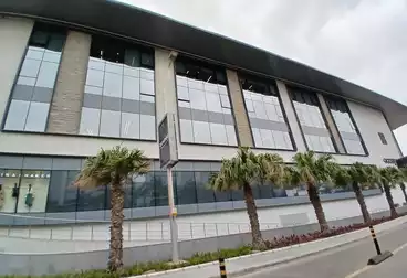 مكاتب للإيجار - 1 غرف - بالدور 1