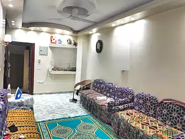 شقق للبيع - 3 غرف - بالدور 1