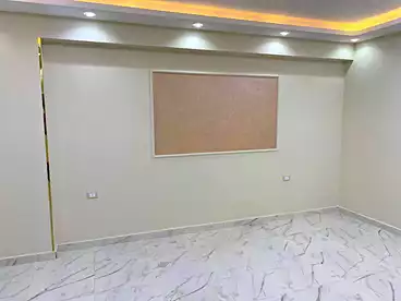 Apartments For sale - 3 rooms - floor 4