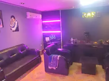 فلل للبيع