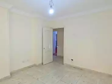 Apartments For sale - 3 rooms - floor 3