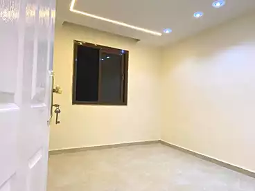شقق للبيع - 3 غرف - بالدور 4
