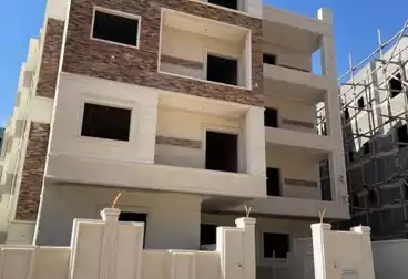 Apartment with Garden For sale - 3 rooms - floor 0